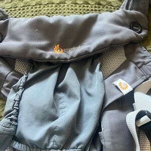 ERGO 360  ergo baby cool air